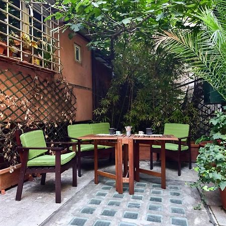 Monti Secret Garden Apartment Roma Ngoại thất bức ảnh