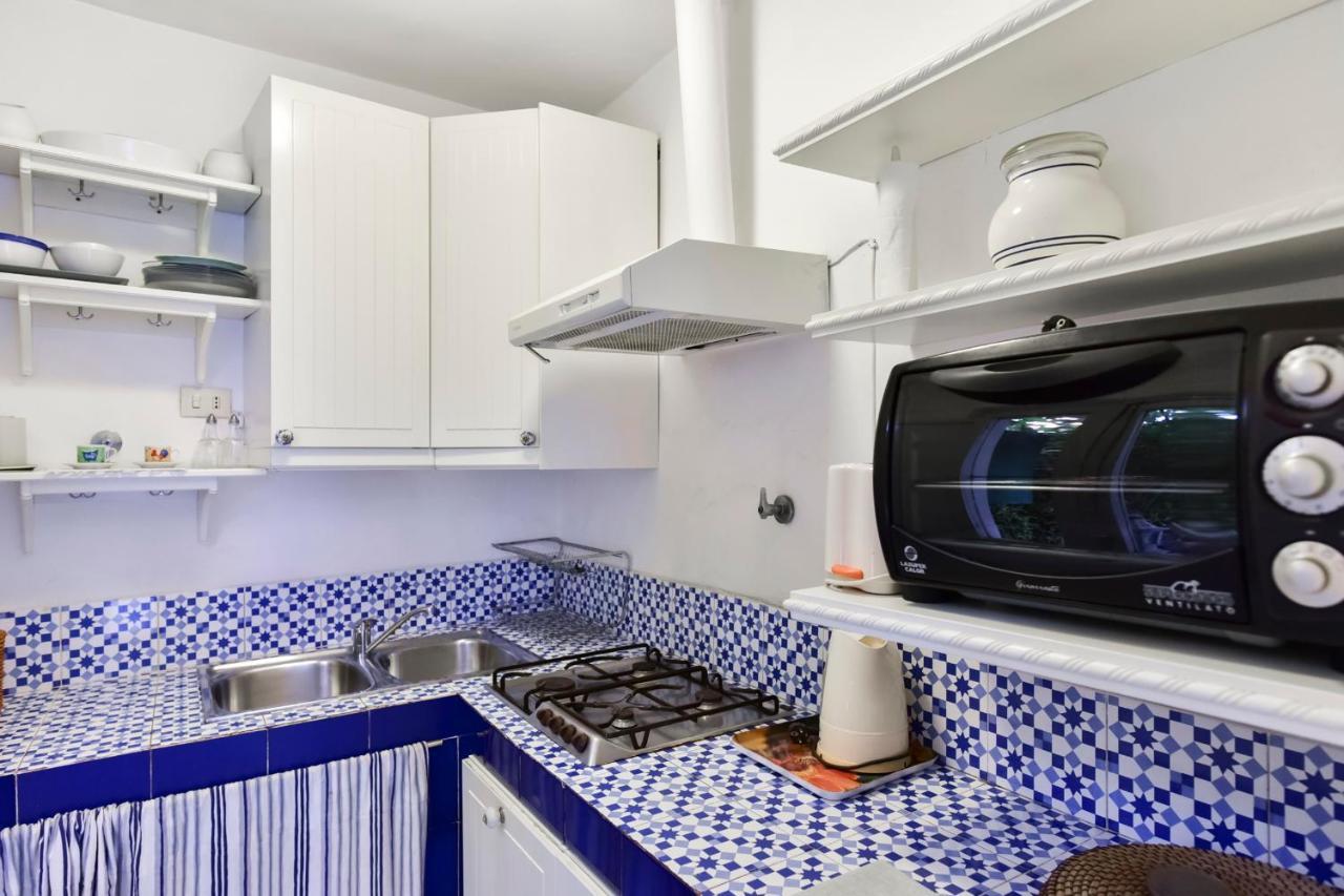 Monti Secret Garden Apartment Roma Ngoại thất bức ảnh